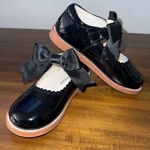 Black Mary Jane Dress Shoes - Toddler Girl size 8